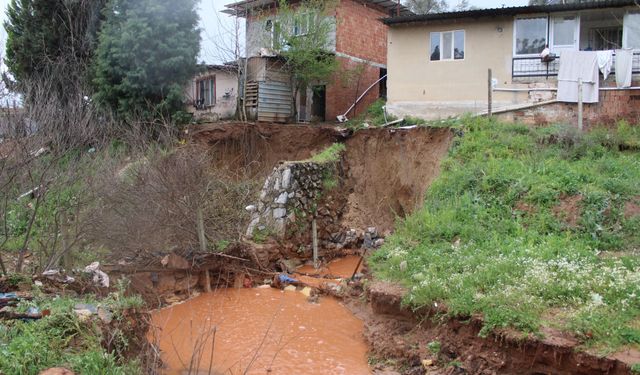 Aydın'da toprak kayması riski