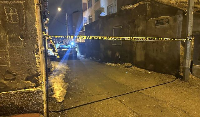 Sokakta dehşet: Boğazı kesilmiş halde bulundu