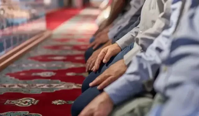 Sabah namazı nasıl kılınır? Kaç rekât, hangi dualar okunur?