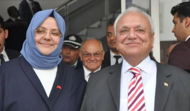 Eskişehir'de zincirleme kaza: Eski 2 bakan ve kızı yaralandı