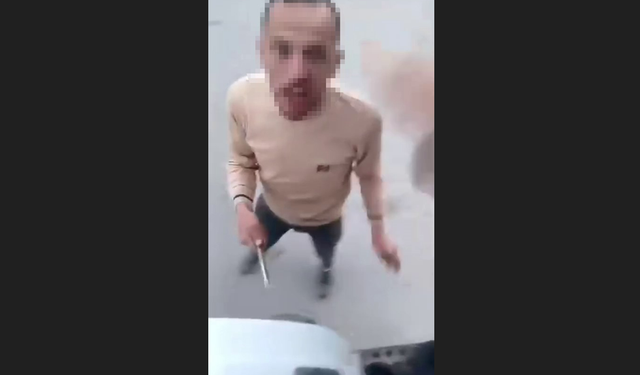 Sınır kapısında korku dolu anlar! Sürücüye demir sopa ile saldırı