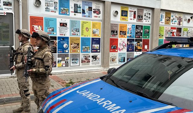 Aydın merkezli 10 kentte baskın: Çok sayıda şüpheli dolandırıcı gözaltında