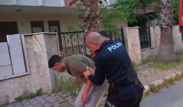 Antalya'da bunalımdaki gençten ev yakma girişimi