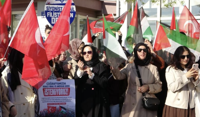 Çanakkale’de Filistin’e destek için basın açıklaması yapıldı