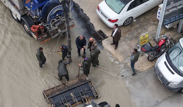 Hatay'da okullara sağanak arası