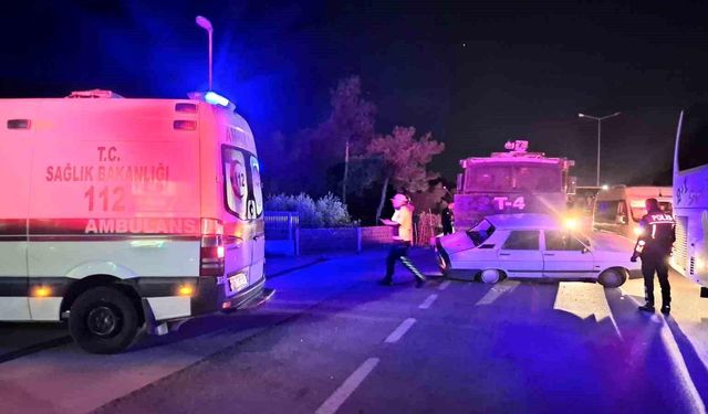 Maç dönüşü korkutan kaza! Emniyetin TOMA'sı güvenlik görevlilerini taşıyan araca çarptı