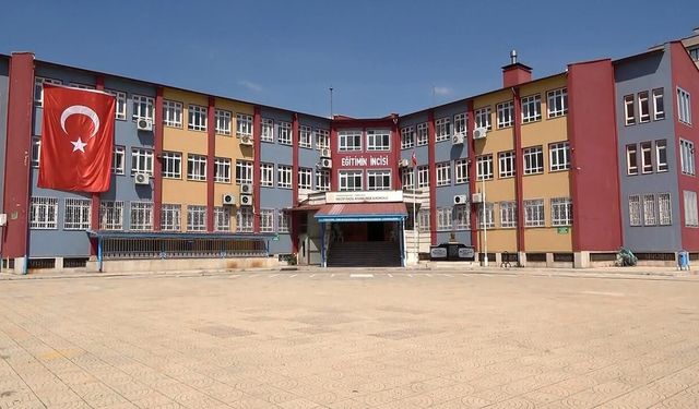 Şanlıurfa'da deprem sonrası okullar tatil edildi!