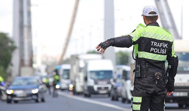 Adana'da trafik cezasında pişkin savunma