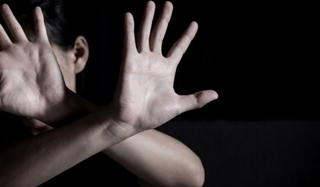Çocuğun müstehcen görüntülerini paylaşan anneye gözaltı