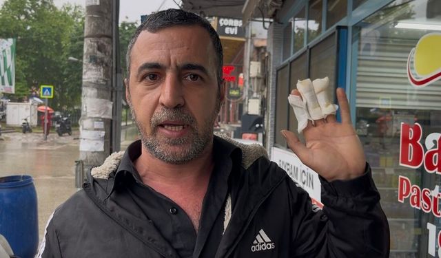 "Arabanın altında iki kişi vardı" dedi, kurtarırken parmakları kesildi!