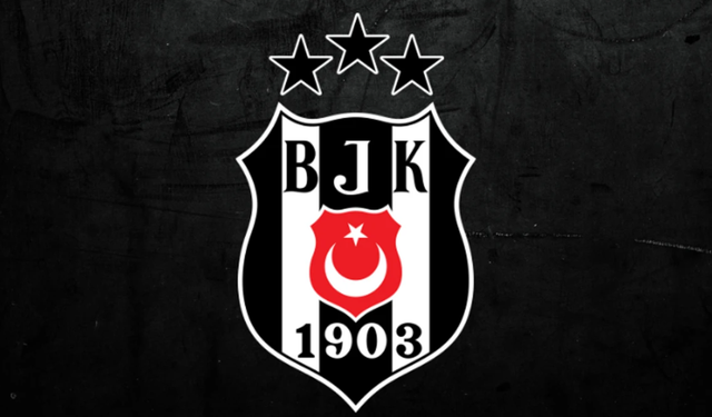 Beşiktaş yeni sezon formaları taraftarın karşısına çıktı