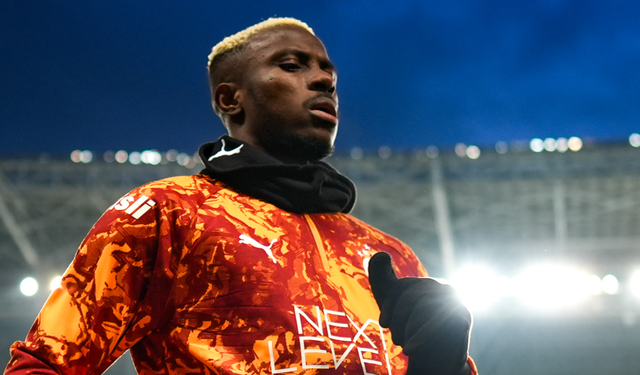 Osimhen'in hastalığı ne? Victor Osimhen neden idmana çıkmadı? Osimhen neden ilk antrenmana katılmadı?