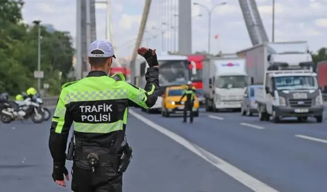 15 Temmuz’da İstanbul’da hangi yollar kapatılacak? 15 Temmuz'da İstanbul'da kapalı yollar listesi ve alternatif güzergah