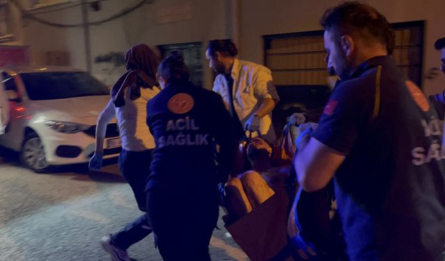 Bursa'da dehşet gecesi: Annesini bıçakladı, ortalığı birbirine kattı