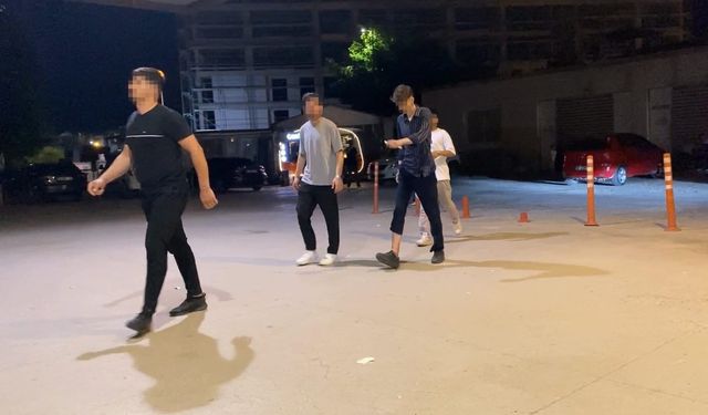 Bursa'da parkta oturan gençlere pompalı tüfekle saldırı: 10 yaralı