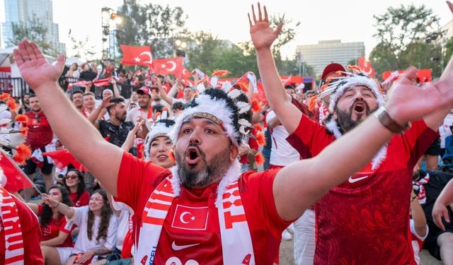 A Milli Takım coşkusu: Los Angeles'ta Türk rüzgarı