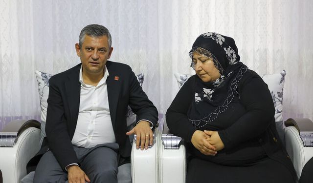 CHP’li Özel, Rojin Kabaiş’in ailesiyle görüştü: "Failler hesap vermeli"