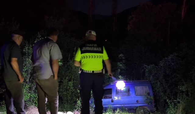 Erzurum’da freni patlayan araç metrelerce geri kaydı: Sürücü hastaneye kaldırıldı