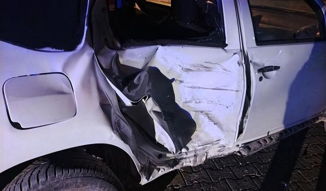 Adana’da gece saatlerinde feci kaza: Ekipler bölgeye sevk edildi