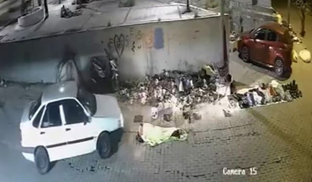 Kaldırımda uyuyanı fark etmedi, üzerinden otomobille geçti: O anlar kamerada