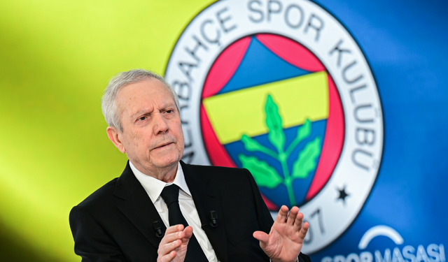 Fenerbahçe’de kamp öncesi kaleci trafiği hızlandı! Yönetim kritik karar için harekete geçti