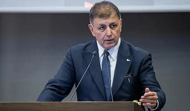 Cemil Tugay'ın WhatsApp grubunda kavga! "Size İzmir'i dar ederim"