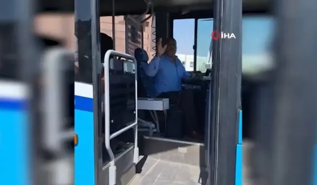 Otobüs şoföründen, engelli yolcuya skandal sözler! O anlar kamerada