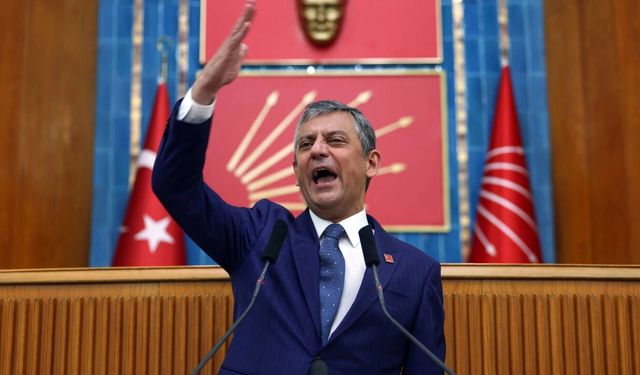 'Yeni yol' diyerek partisini duyuran Özgür Özel, bakın milletvekillerine ne teklif yapmış!