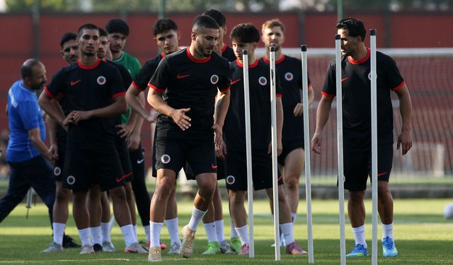 Gençlerbirliği’nde yeni sezon mesaisi hız kesmeden sürüyor