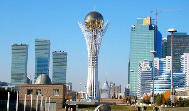 Kazakistan'da başkent günü coşkusu: Astana, tarih ve moderniteyi buluşturuyor!
