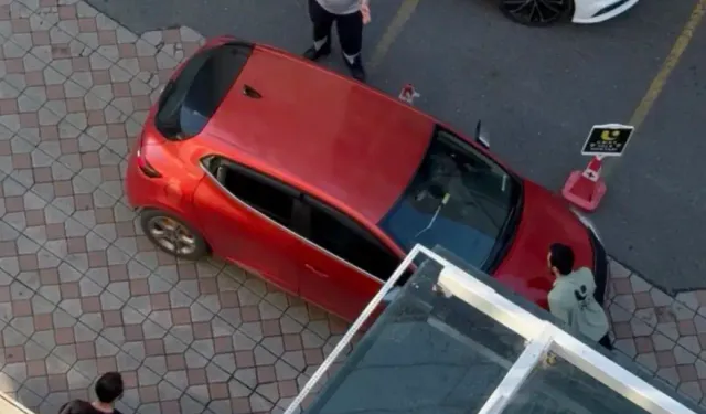 Kağıthane’de hastane otoparkında ücret tartışması! Sürücü aracını valenin üzerine sürdü