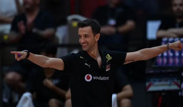 Daniele Santarelli ile Filenin Sultanları başarıya doymuyor! Hedef Avrupa Şampiyonası