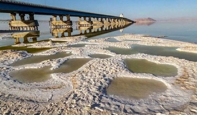 Can suyuna baraj engeli: Urmiye gölü tamamen yok olmanın eşiğinde