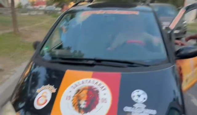 İstanbul’da trafikte “kaynak” tartışması: Yabancı plakalı sürücü diğer sürücünün telefonuna vurdu