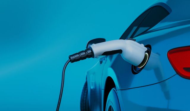 Elektrikli araçlar tehlike saçıyor mu? Uzman isim tüm gerçekleri açıkladı!