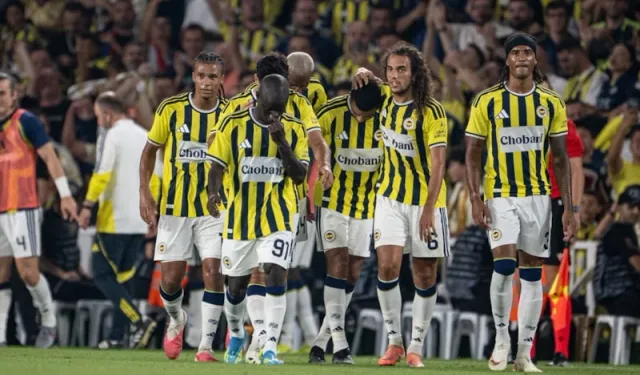 İsmail Kartal'dan büyük sürpriz! Fenerbahçe-Gaziantep FK maçının ilk 11'leri belli oldu
