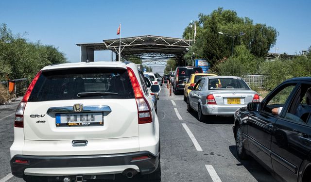KKTC’ye geçişlerde dikkat çeken düşüş