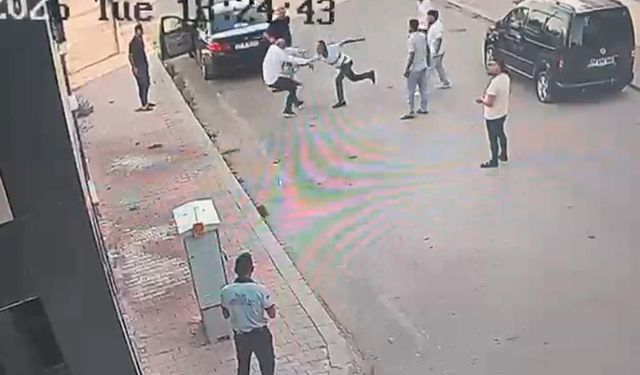 Milletvekili Melih Meriç bıçaklanmıştı: Eski CHP İlçe Başkanı ve oğlu tutuklandı!