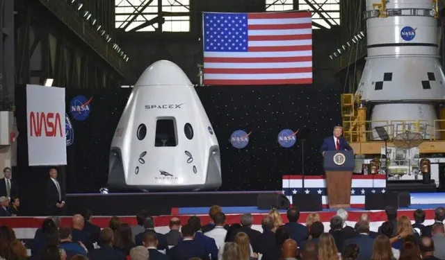 Trump’tan yeni hamle: ABD Uzay Akademisi kuruluyor