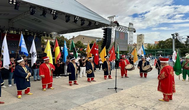 Özbekistan’dan Kazakistan’a Türk dünyası Kırşehir’de