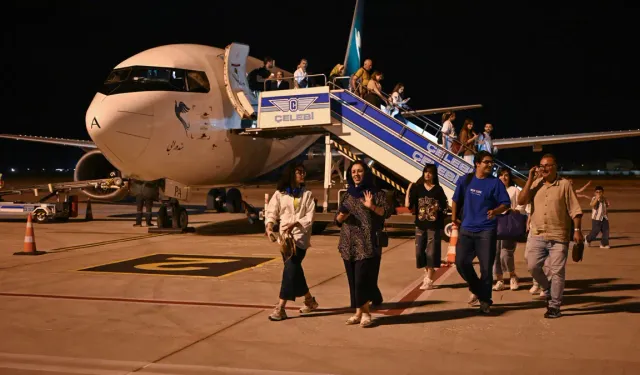 Tahran-Van arasında tarihi adım! Direkt uçuş başladı: İlk uçakta dikkat çeken detay