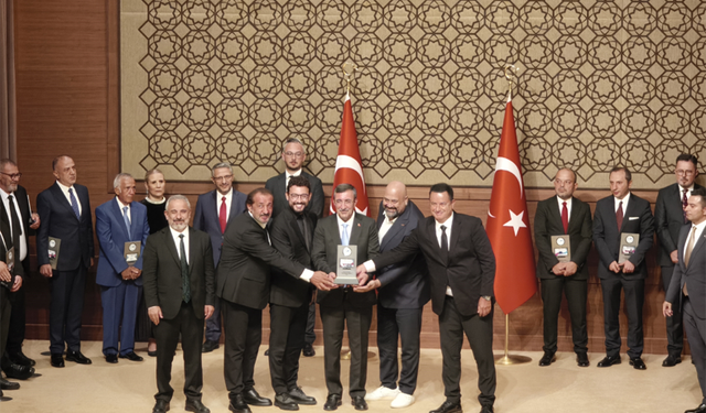Türkiye'nin huzuru için ortak payda çağrısı: "İsimlerimiz farklı ama soyadımız Türkiye Cumhuriyeti"