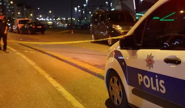 Avcılar'da trafikte silahlar konuştu! Sürücü ağır yaralı