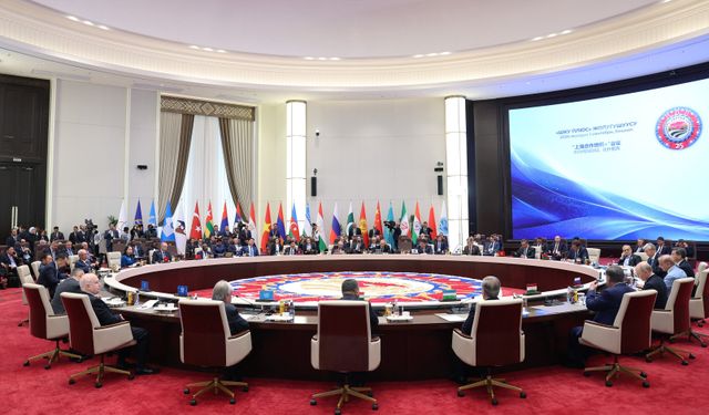 Bişkek’te kritik zirve: Erdoğan dünya liderleriyle buluştu!
