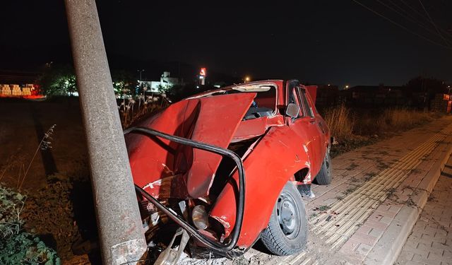 Çanakkale'deki feci kazada otomobil aileye çarptı! 1 ölü, 4 ağır yaralı
