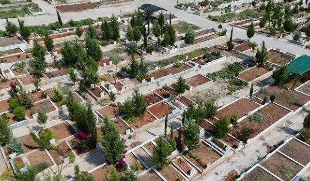 Adana'da mezar yeri ücretine yüzde 100 zam! Mezar yeri fiyatı dudak uçuklattı