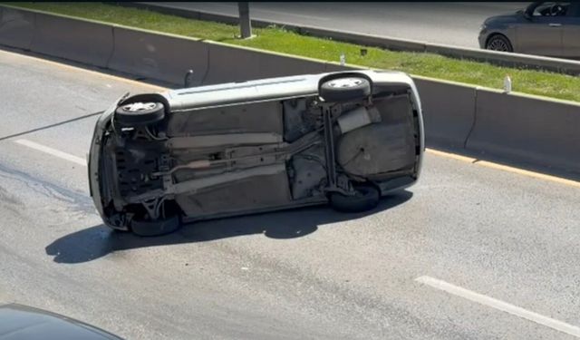 Ankara’da otomobil takla attı: Sürücü hafif yaralandı