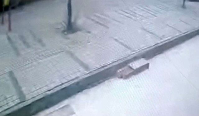 Feci kazanın görüntüleri ortaya çıktı! Bursa'da otobüsün çarpmasıyla ağır yaralanan kadın, hayat mücadelesini kaybetti