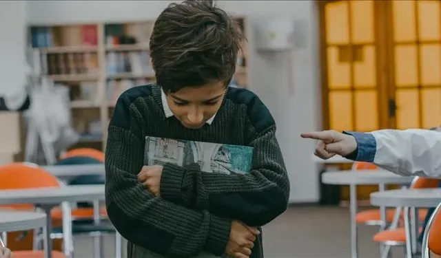 Akran zorbalığı okulda şiddete dönüşebilir mi?