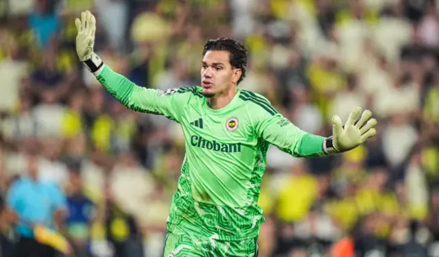 Ederson'dan hem kurtarışlar hem oyun kurulumu!